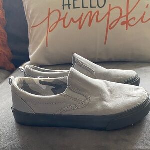 Old Navy Boys Gray Loafers